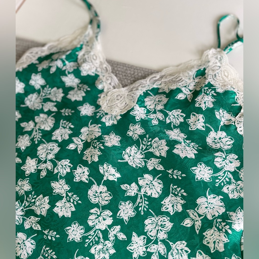 Vintage Victoria’s Secret Gold Label Ivory Green Floral Chemise Slip Dress Small - Picture 8 of 15